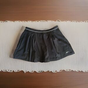 Nike Black Athletic Tennis Skirt with White Trim